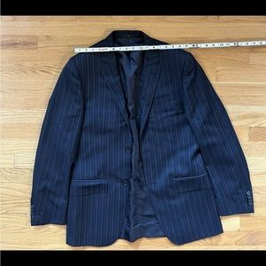 Valentino Men’s suit Black subtle pinstripe $2995 retail mint condition